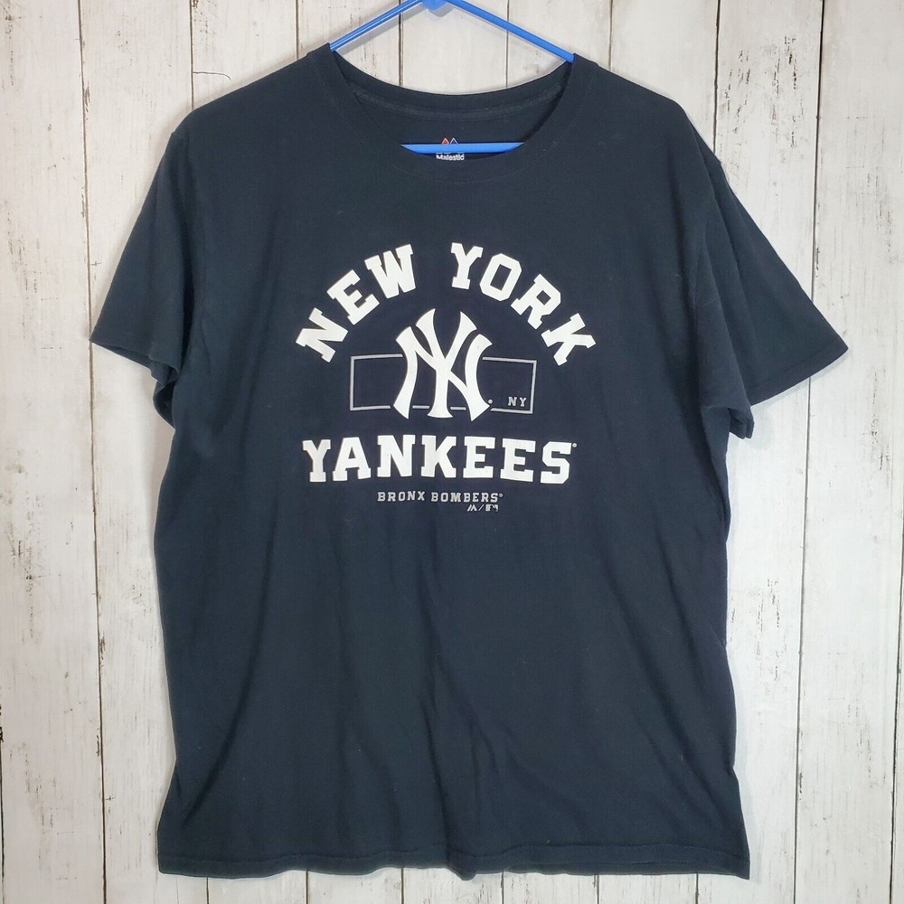 New York Yankees Fanatics Men's Black Shirt Size Large 100% Cotton